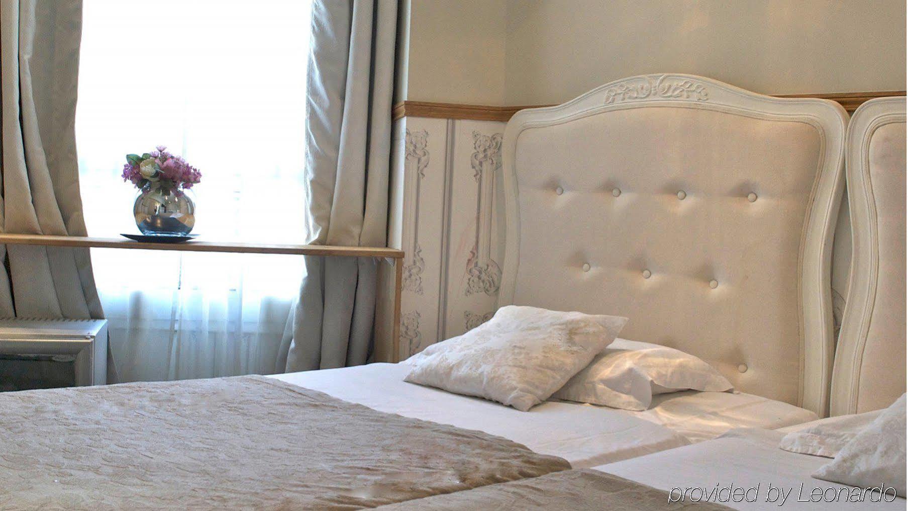 Hotel Petit Saint-Honore Paris Exterior photo